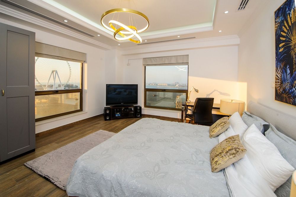 undefined PalmBay @ JBR 4 Bedroom Sea View Apartment 5
