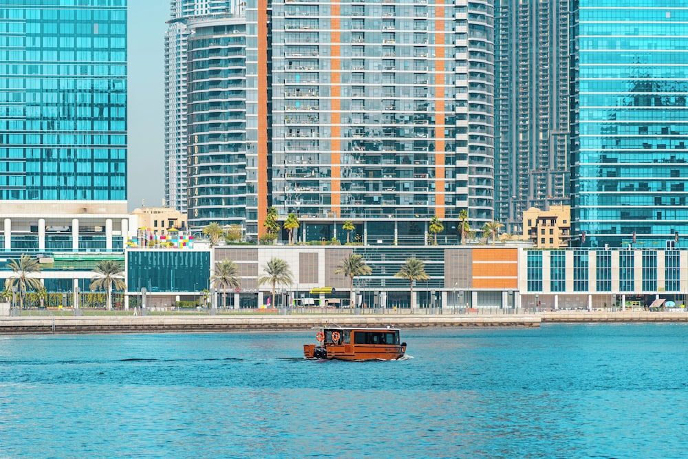 undefined Canal Central Hotel 8