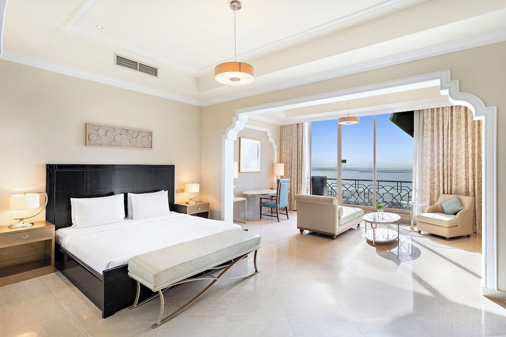 Deluxe Room, 1 King Bed