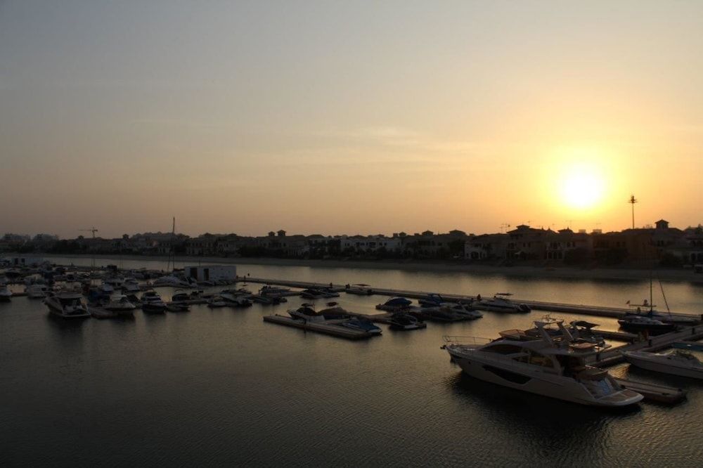 undefined Yanjoon Holiday Homes - Marina Residence