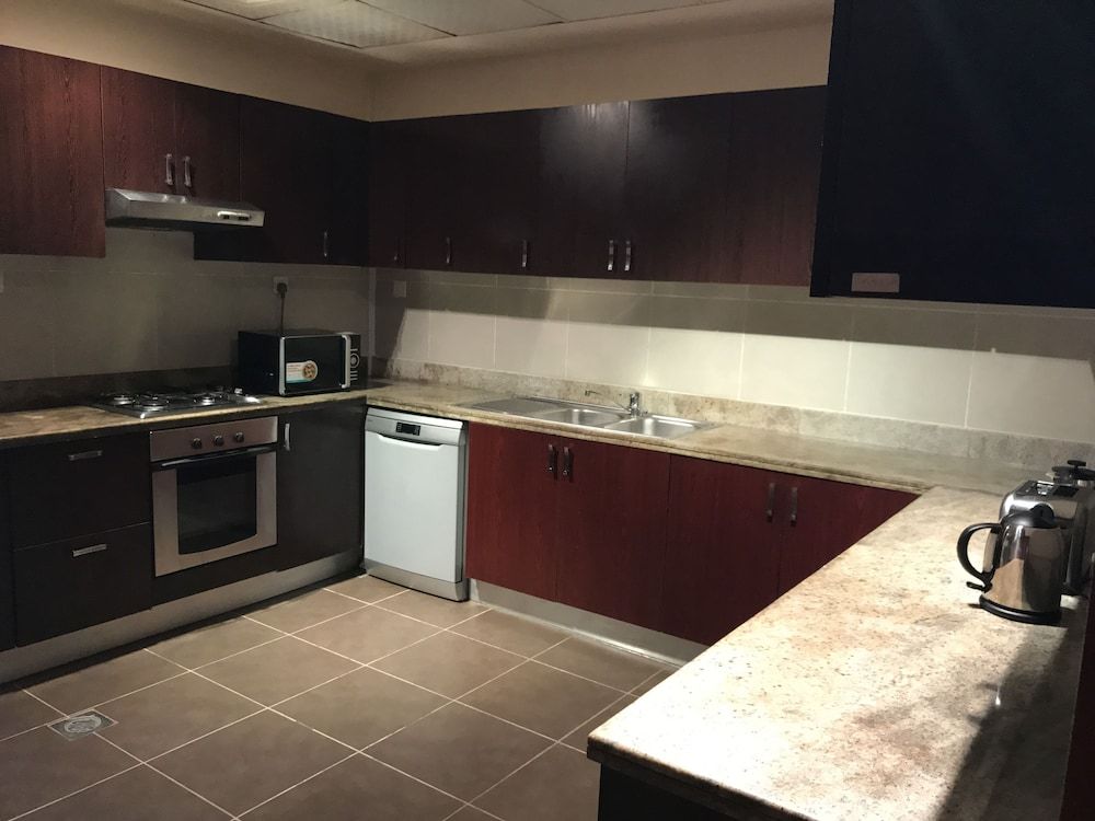 undefined Yanjoon Holiday Homes - Marina Heights 4