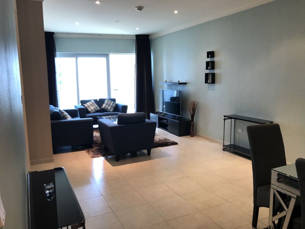 undefined Yanjoon Holiday Homes - Marina Heights