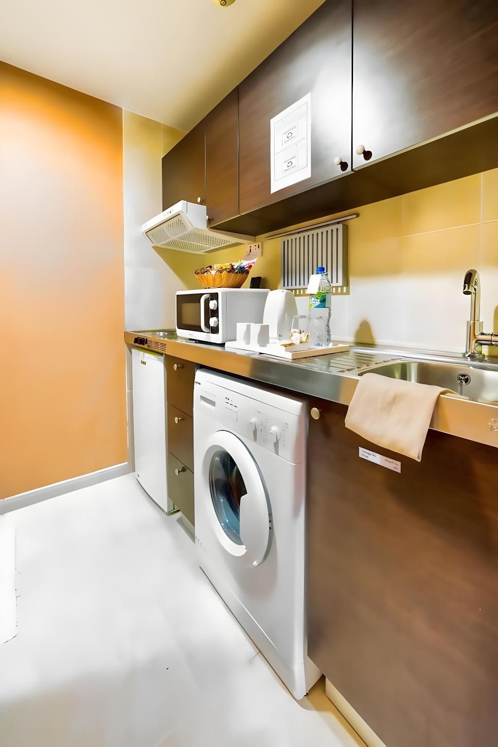 undefined Executive Suites 6