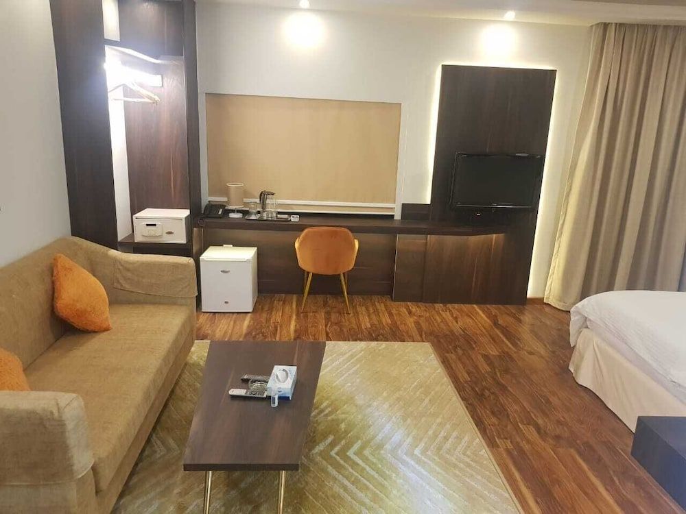 undefined Julphar Hotel 4