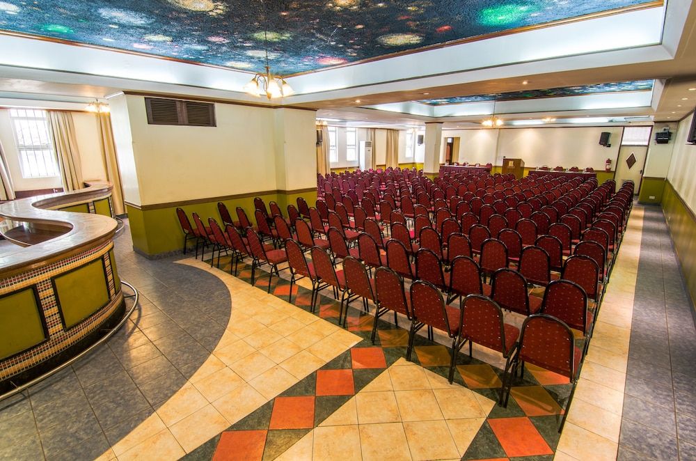 undefined Mayhouse 680 Hotel 2