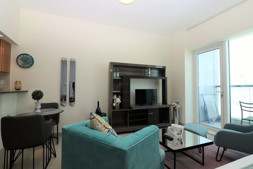 Piks Key - Cricket Tower Sports City Studio 12