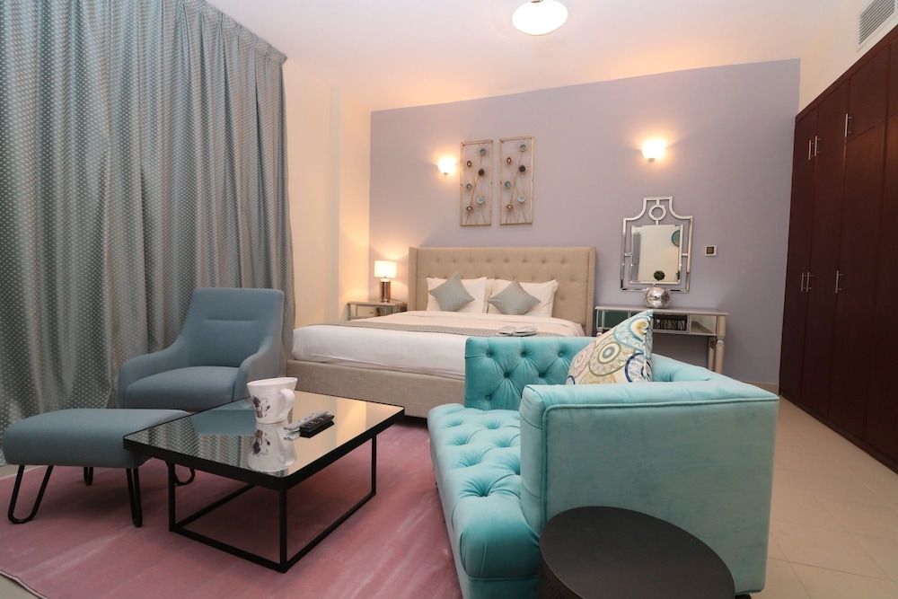 Piks Key - Cricket Tower Sports City Studio 9