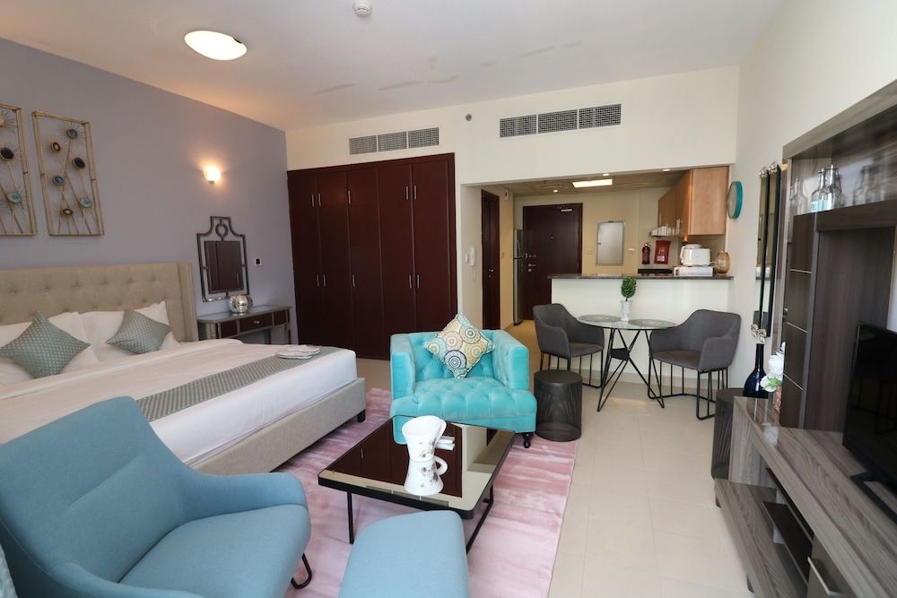 Piks Key - Cricket Tower Sports City Studio 2