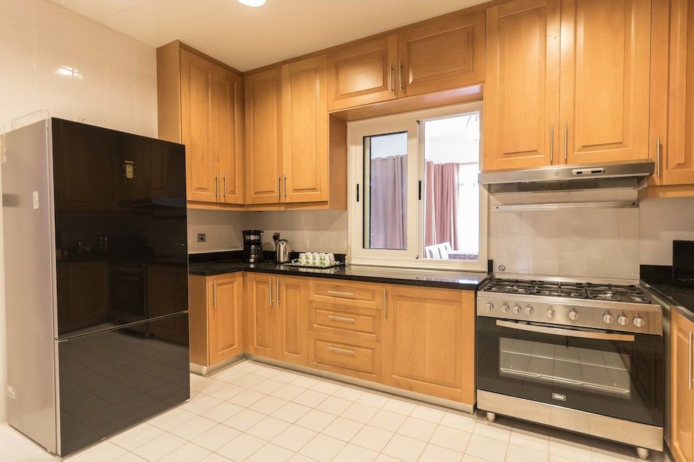 Yanjoon Holiday Homes - Palma Residence Deluxe Villa, 6 Bedrooms, Beach View, Beachfront (West- Villa 17) 4