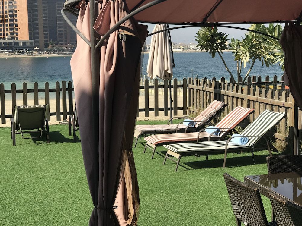 Yanjoon Holiday Homes - Palma Residence Deluxe Villa, 6 Bedrooms, Beach View, Beachfront (West- Villa 17) 6