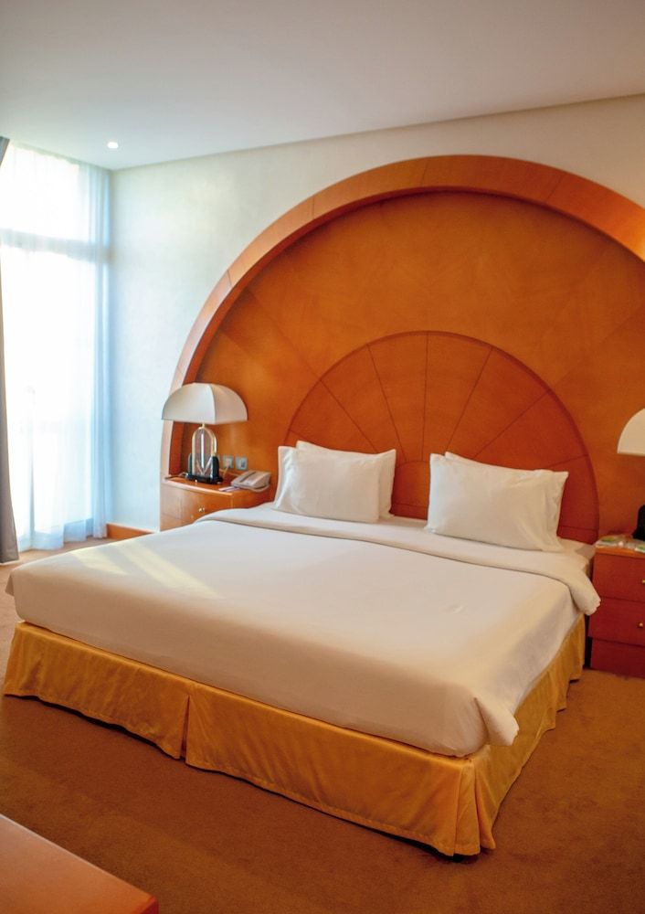 Oryx Grand Jebel Hafeet