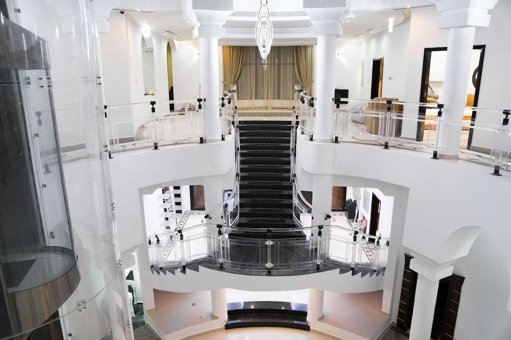 undefined Emirates Hills Lake View Villa 3