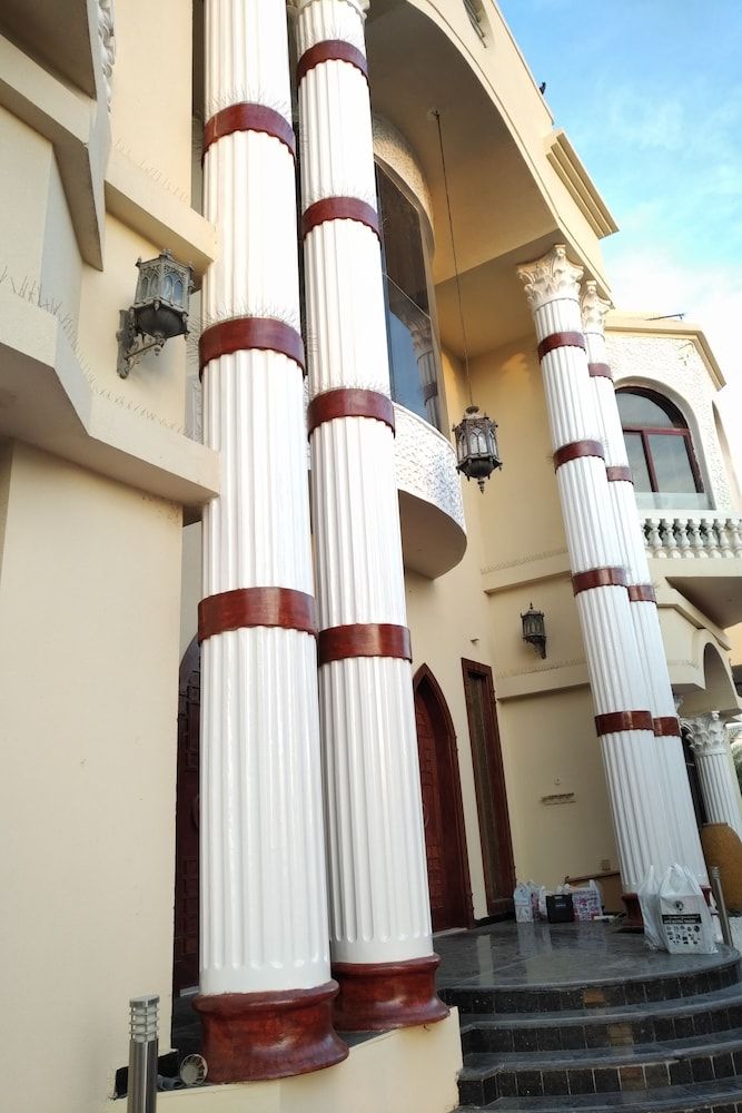 undefined Emirates Hills Lake View Villa 8