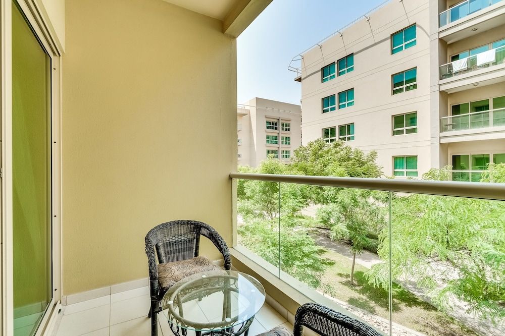 1 Bedroom Apartment Greens Comfort Apartment, 1 Queen Bed, Garden Area 23