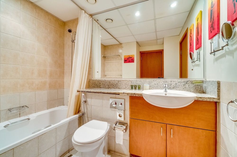 1 Bedroom Apartment Greens Comfort Apartment, 1 Queen Bed, Garden Area 22