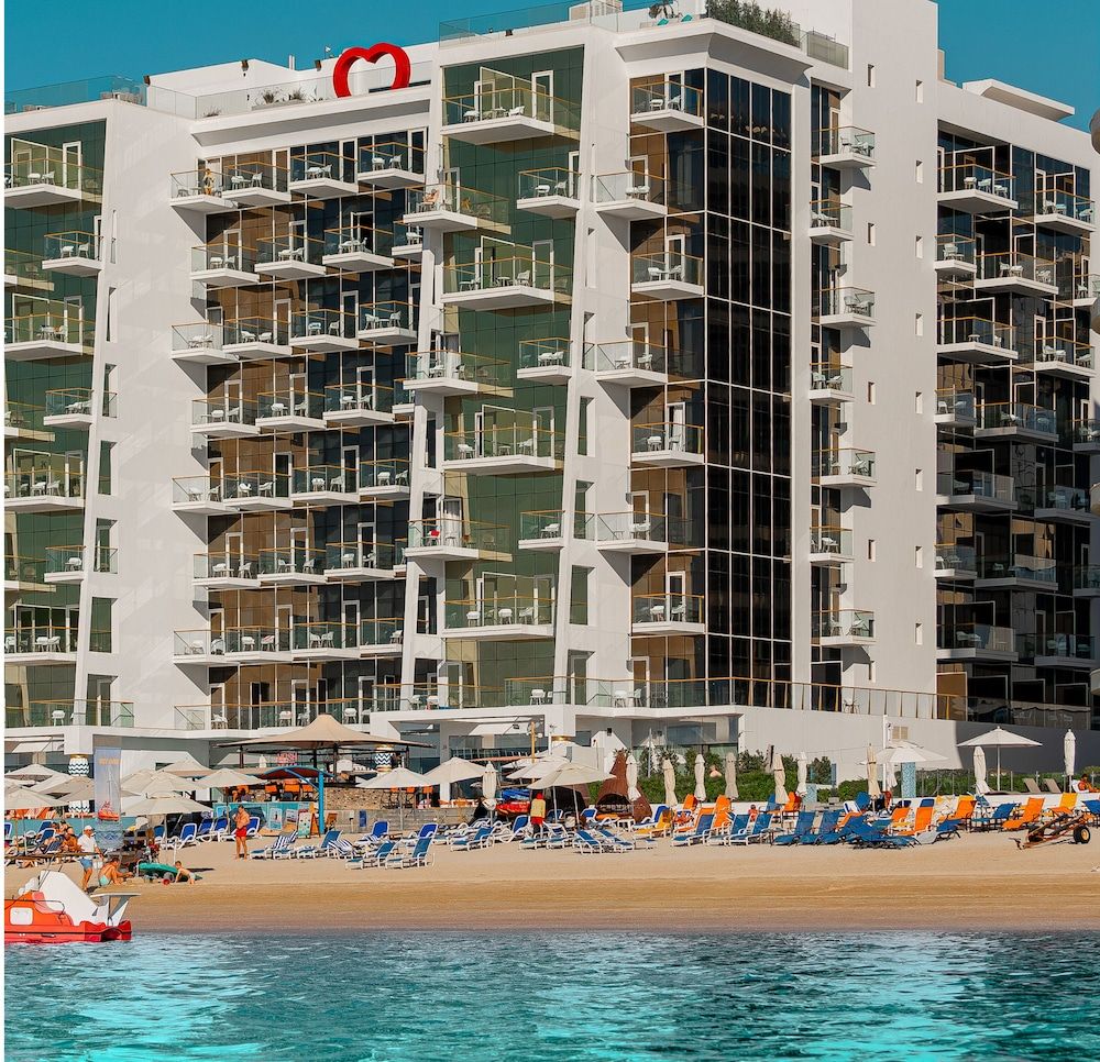 undefined Royal Central Hotel and Resort – The Palm 3