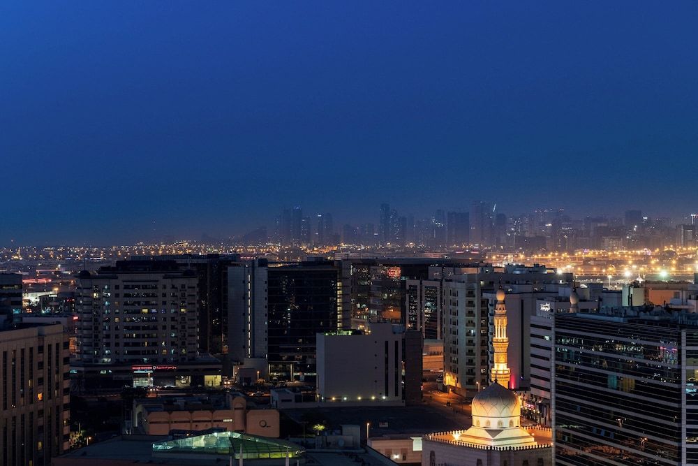 Aloft Dubai Creek Room, 2 Twin Beds 4