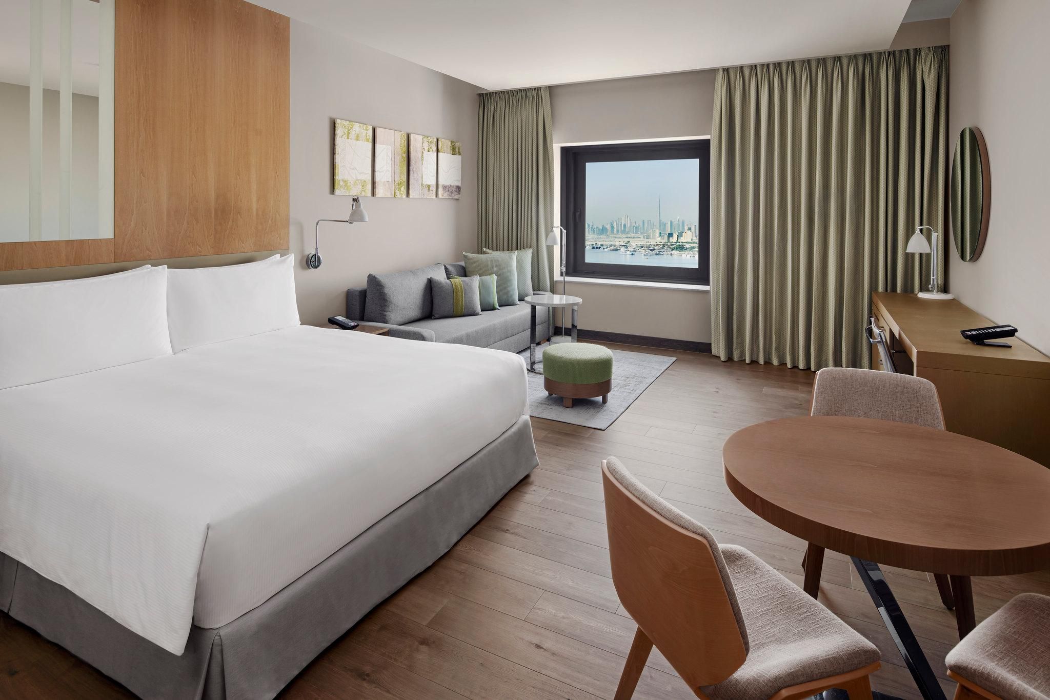 1 King Premium Room with Kitchen
