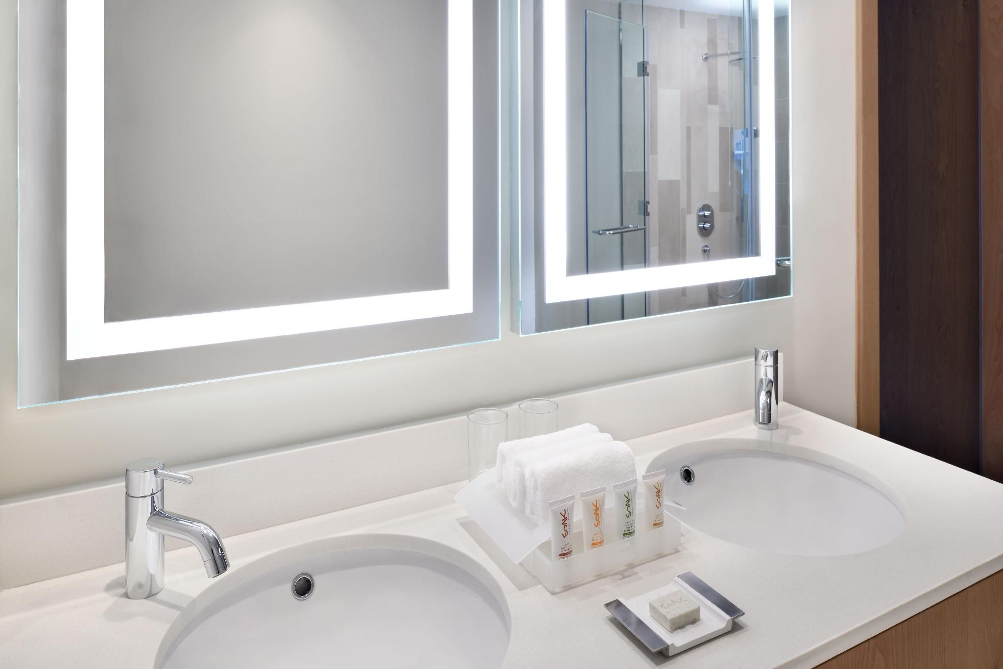 undefined Holiday Inn & Suites Dubai Festival City By IHG 7