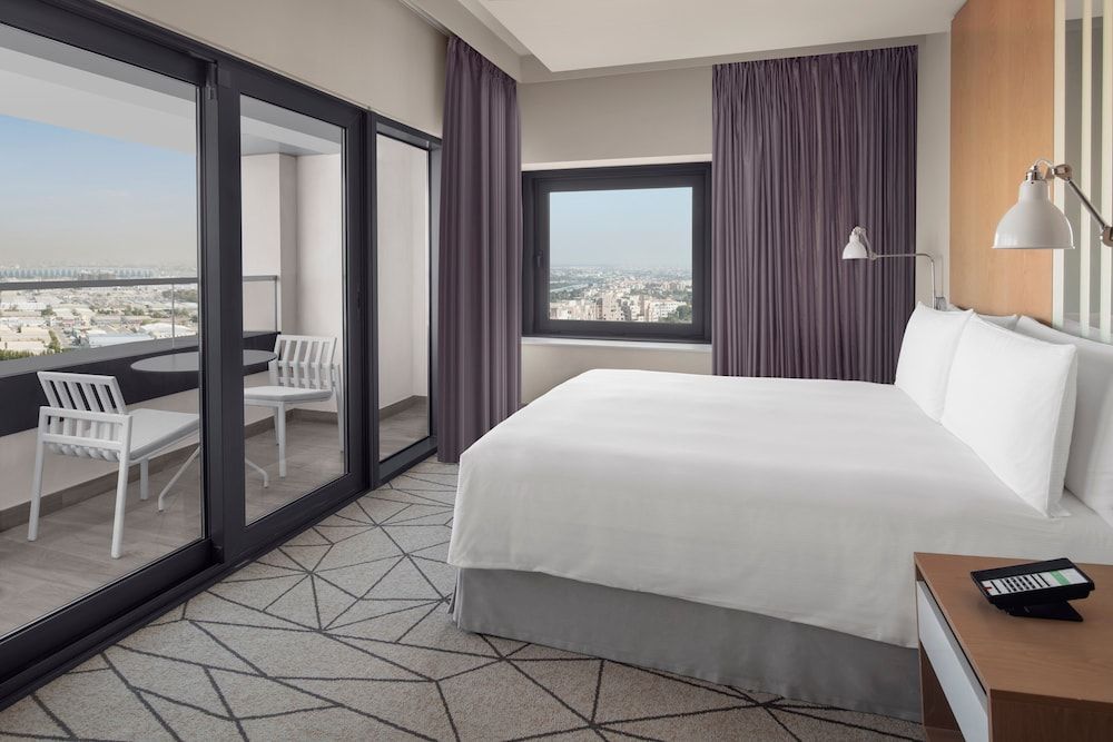 undefined Holiday Inn & Suites Dubai Festival City by IHG 8