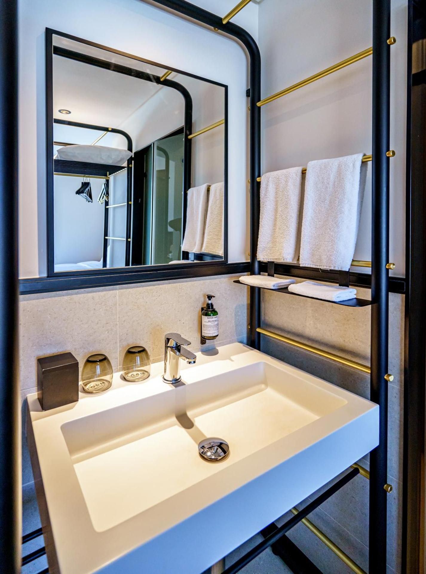 FORM Hotel Al Jaddaf, Dubai, a Member of Design Hotels Cozy Room (MI - QUEN) 2
