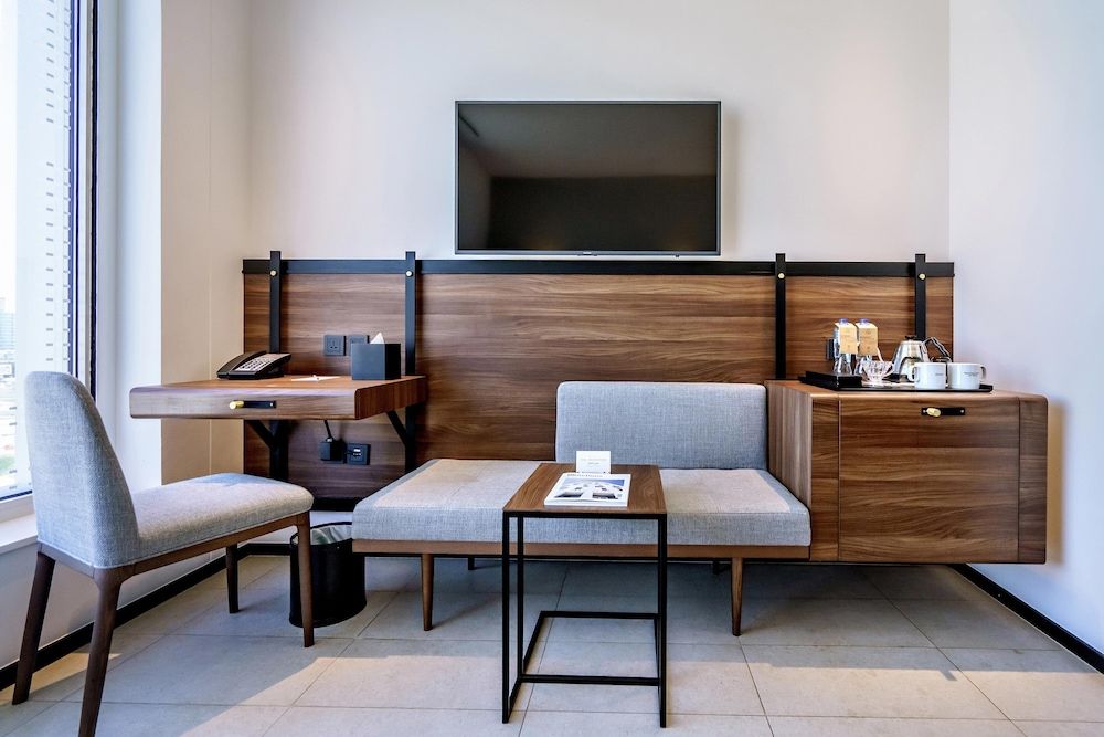 FORM Hotel Al Jaddaf, Dubai, a Member of Design Hotels Room, 1 Queen Bed, Non Smoking, City View (Cozy Room) 18