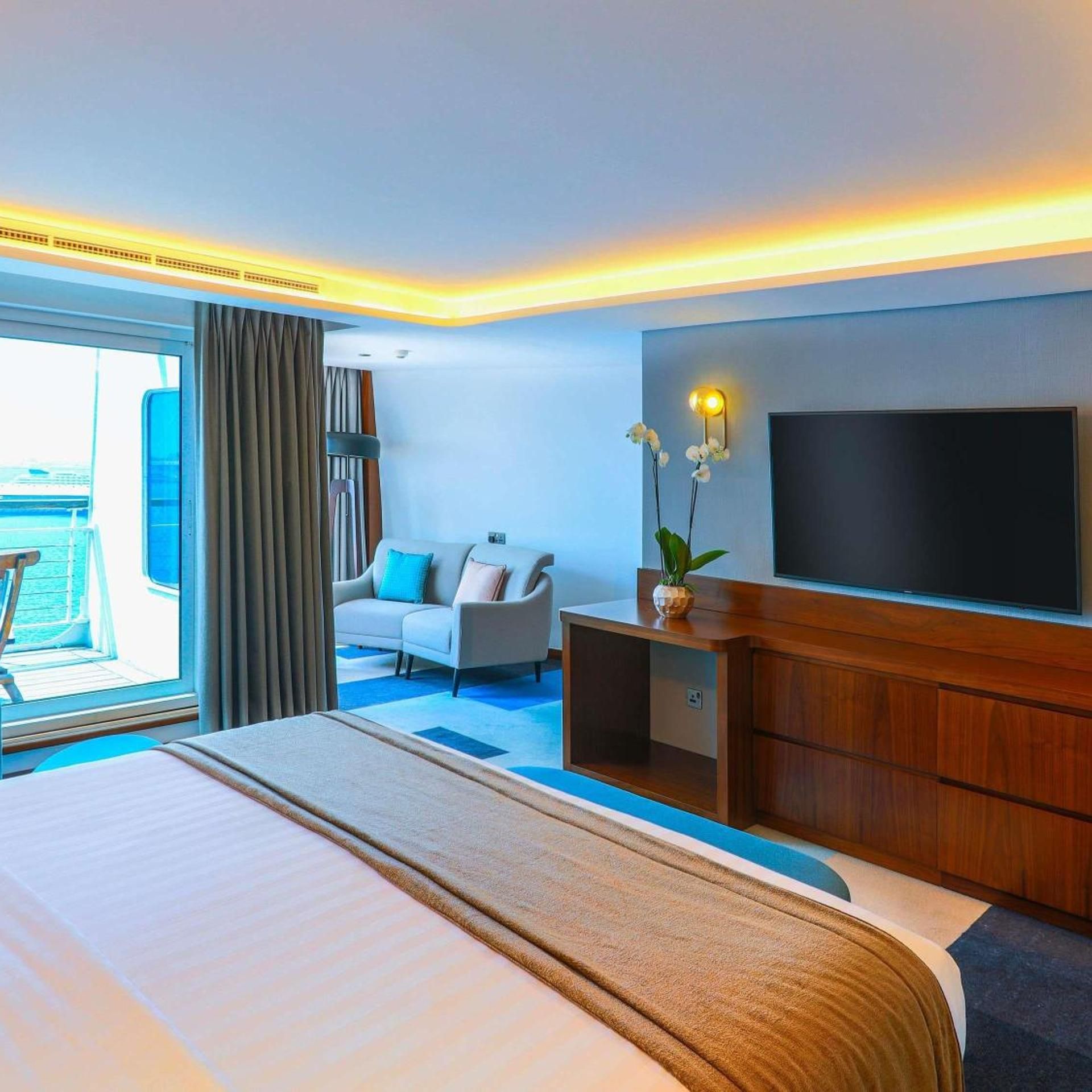 undefined Queen Elizabeth 2 Hotel by Accor 5