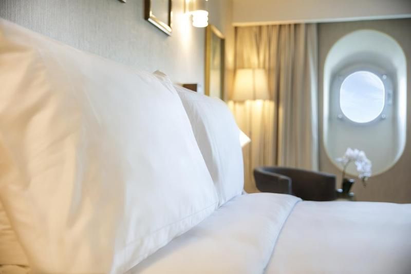 undefined Queen Elizabeth 2 Hotel by Accor 3