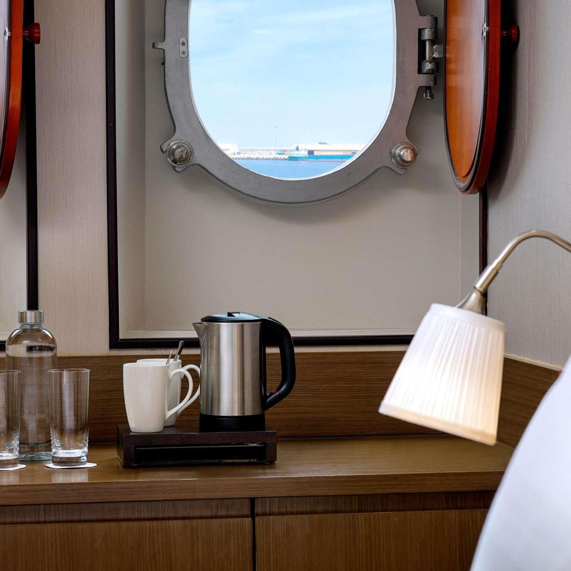undefined Queen Elizabeth 2 Hotel by Accor 4
