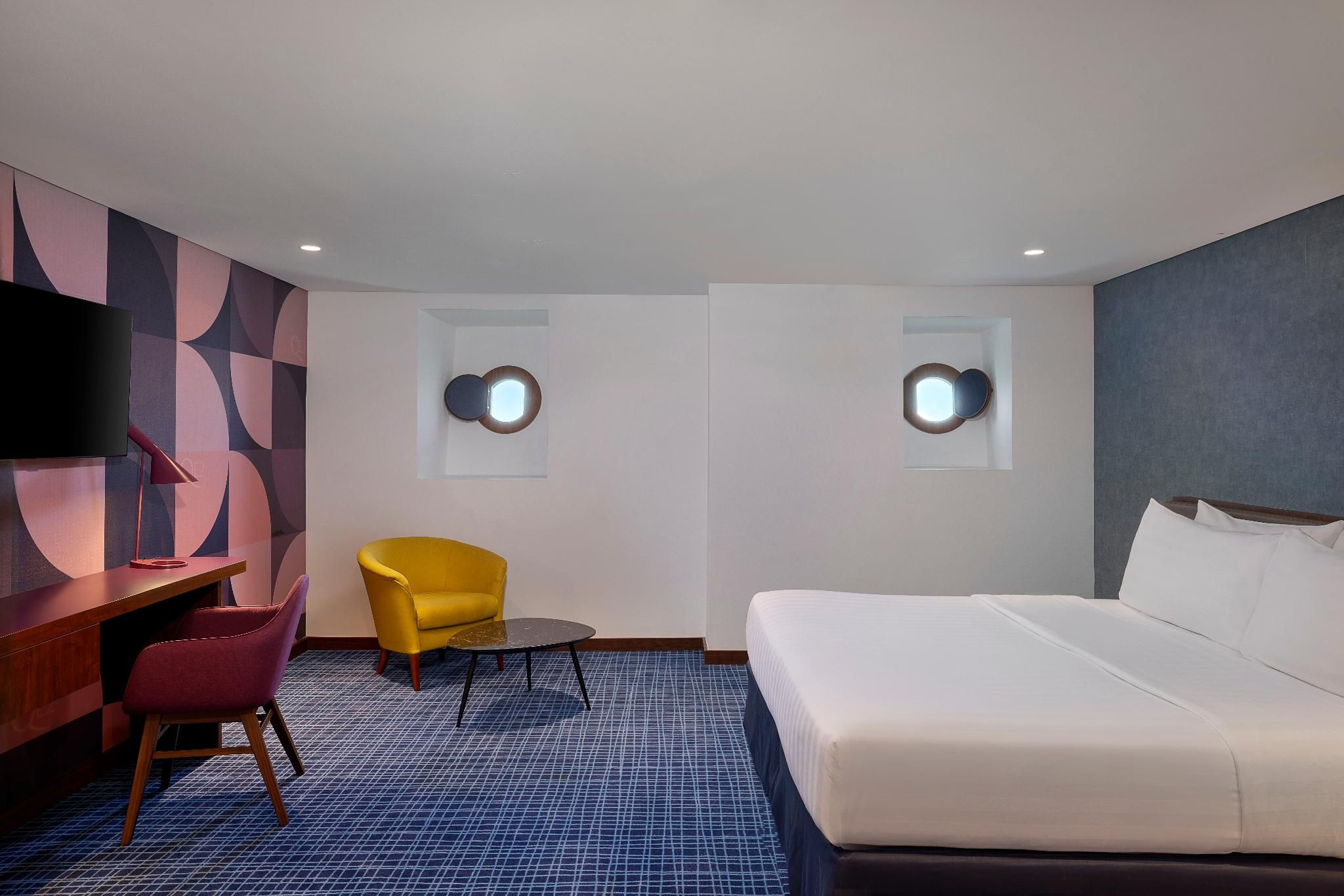 Deluxe Room With 1 Double Bed