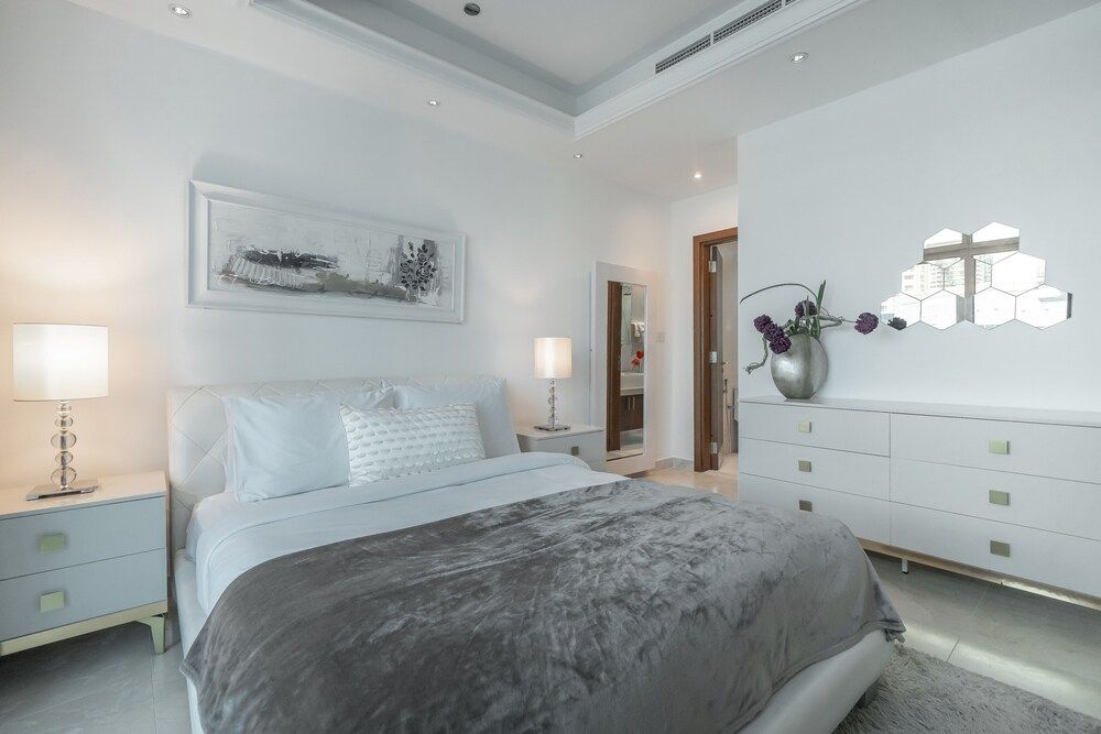 undefined HiGuests - Orra Marina 5