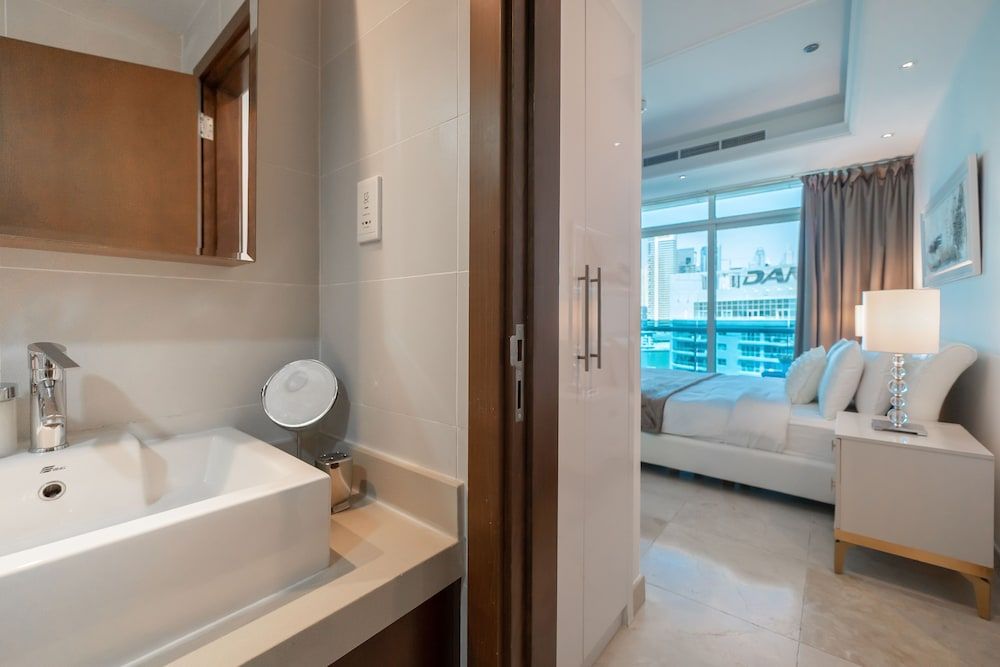 undefined HiGuests - Orra Marina 6