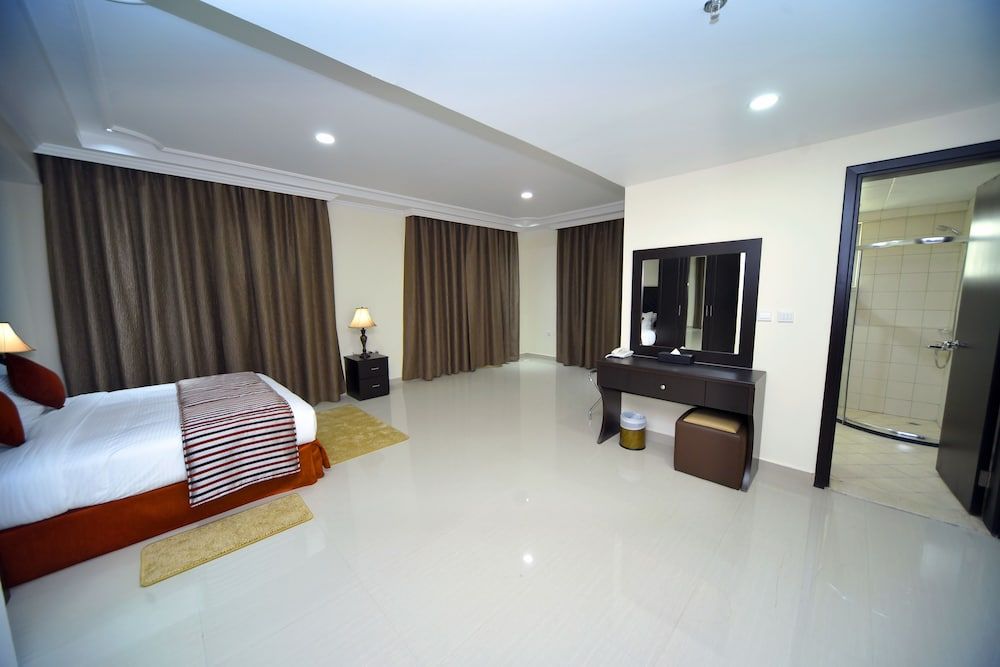 Alain Hotel Ajman Deluxe Double Room 30