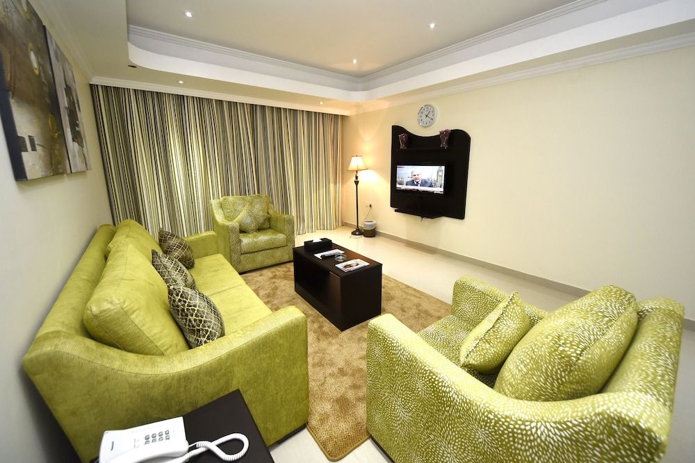 Alain Hotel Ajman Deluxe Double Room 38
