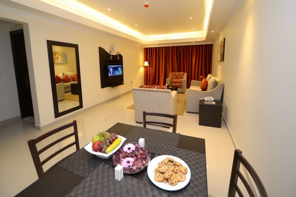 Alain Hotel Ajman Deluxe Double Room 36