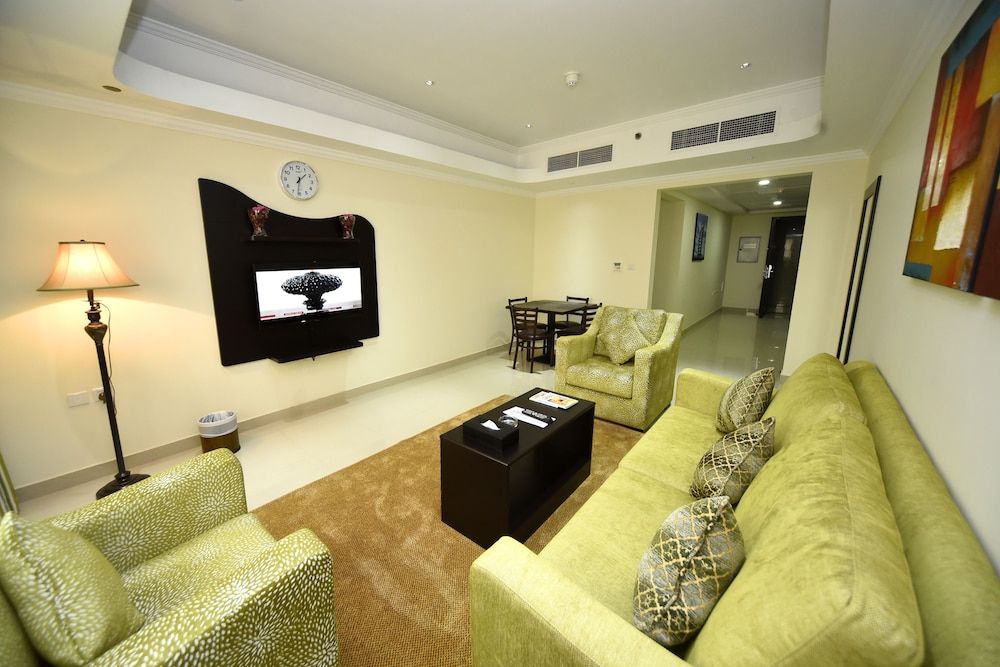 Alain Hotel Ajman Deluxe Double Room 39