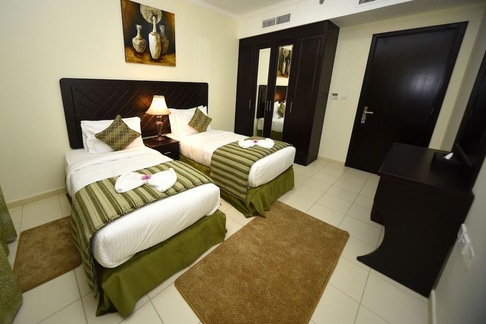 Alain Hotel Ajman Deluxe Double Room 16