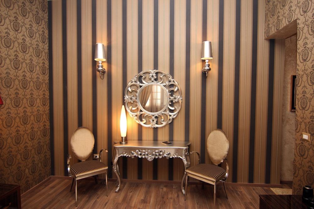 Hotel Boutique Restorant GLORIA Superior Suite, City View 3