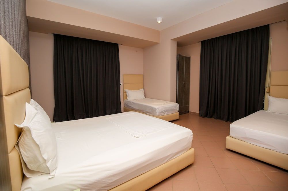 Hotel Aliko Family Room, Sea View 3