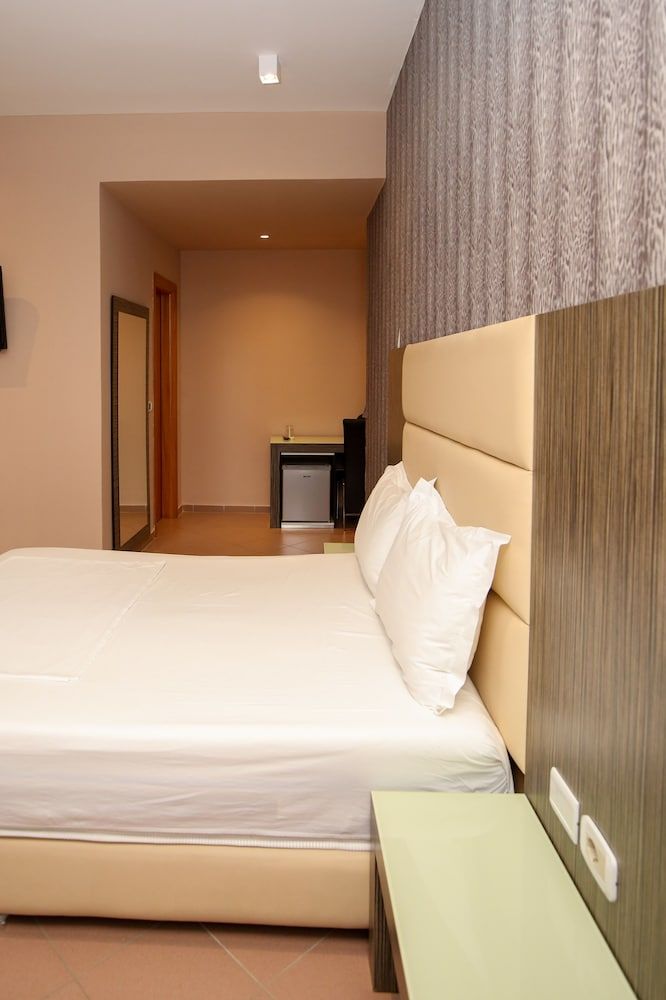 Hotel Aliko Family Room, Sea View 15