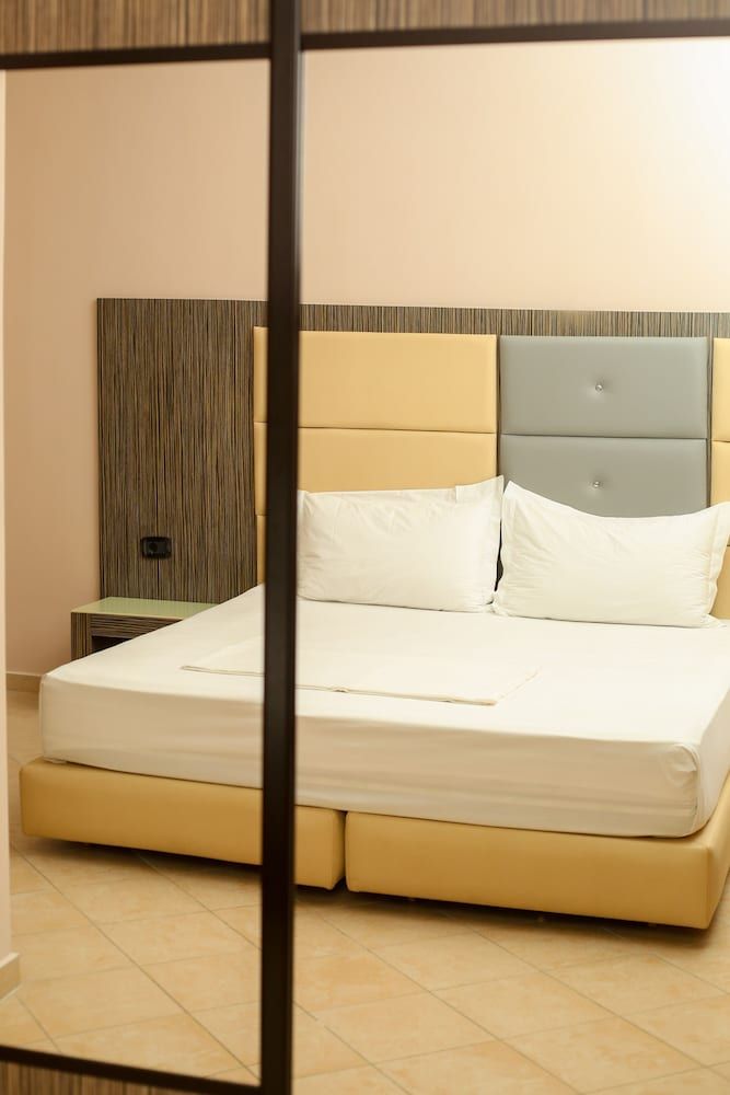 Hotel Aliko Standard Double Room 2