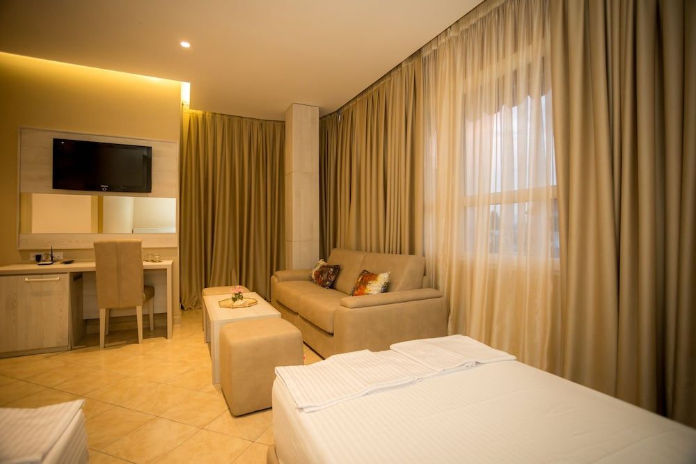 Room 305