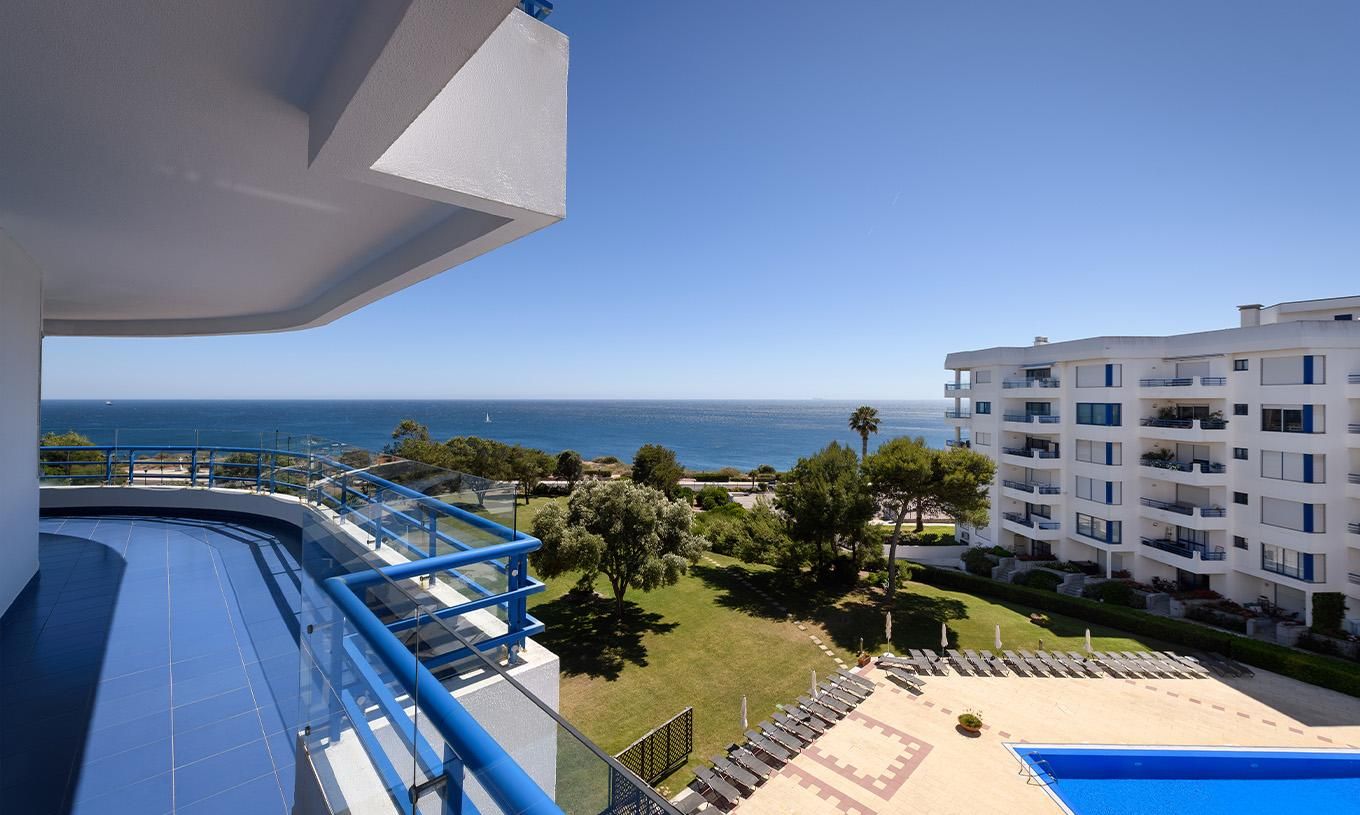 Deluxe Superior Sea View Triple Room
