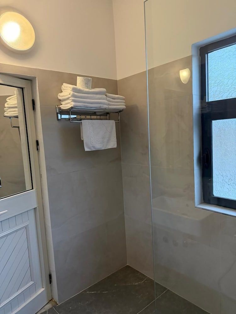 Hotel Kapri Deluxe Room 19