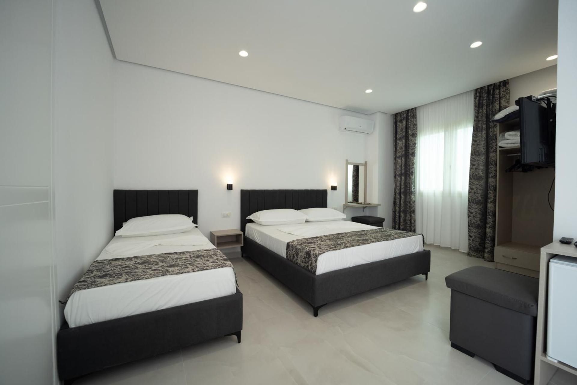 Quadruple Room with Balcony