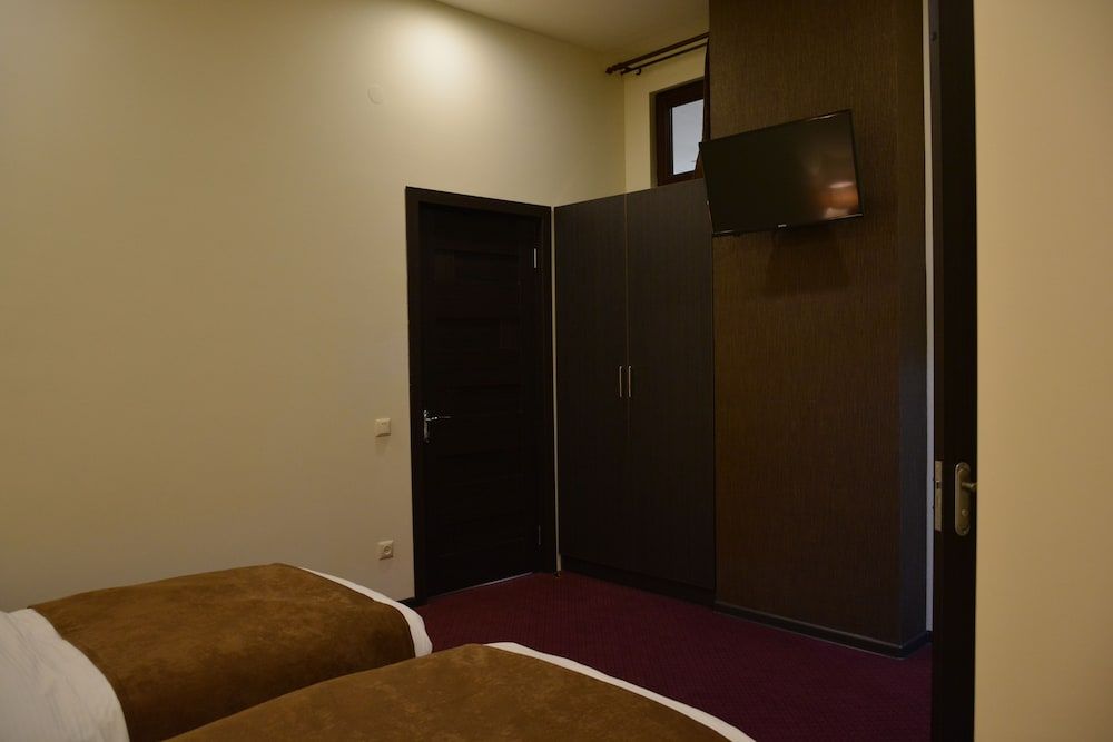Tomu's Hotel Standard Room 2