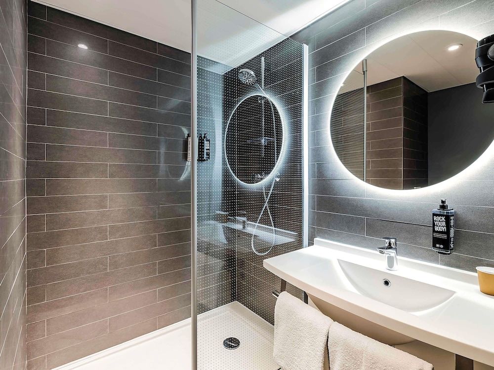 ibis Lisboa Centro Saldanha Classic Double Room (Renovated, 1 Double bed sweet bed) 5