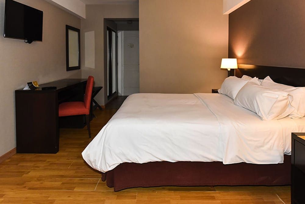 Crans Montana Hotel Standard Double Room, City View 2