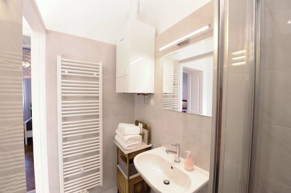 Leuhusen Boutique Apartments Superior Apartment, 2 Bedrooms, Non Smoking, Kitchen (Top 8) 10