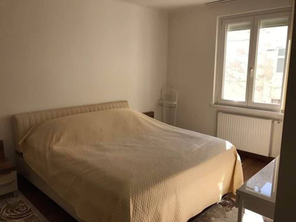 undefined Apartment 1010 3